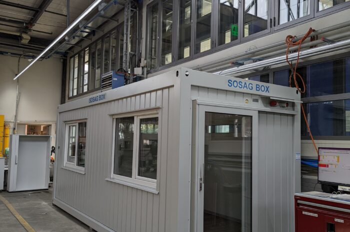 SOSAG BOX Bürocontainer Hallenbüro – Spezialanfertigung mit Schiebetüren